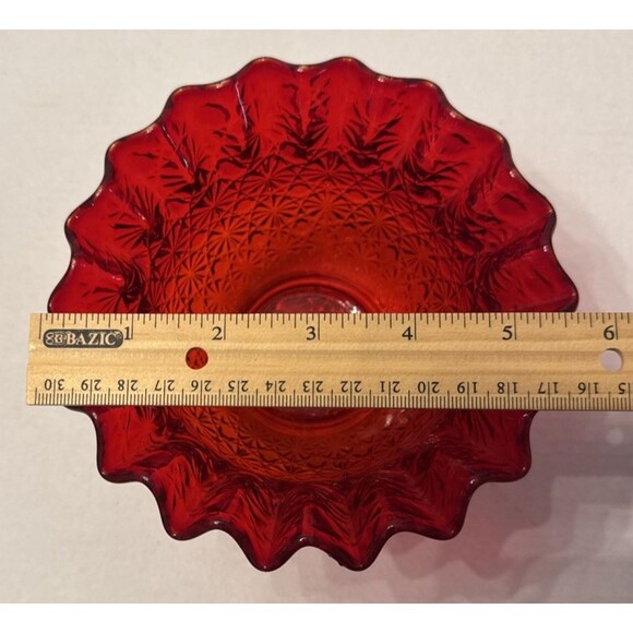 L E Smith Amberdina Daisy and Button 6" Crimped Bowl Ruby Cranberry Red Vintage - Picture 4 of 5